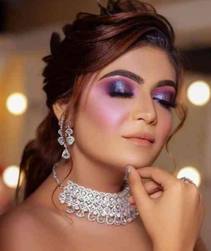 Party makeup